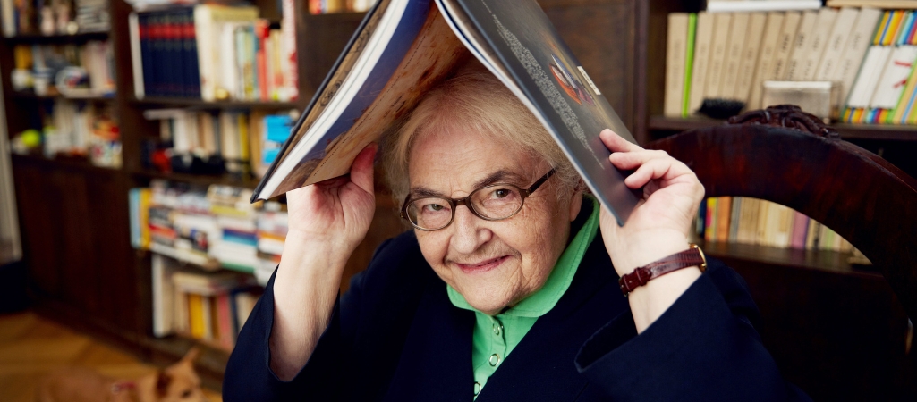 Profesorka bajarka — ilustracja